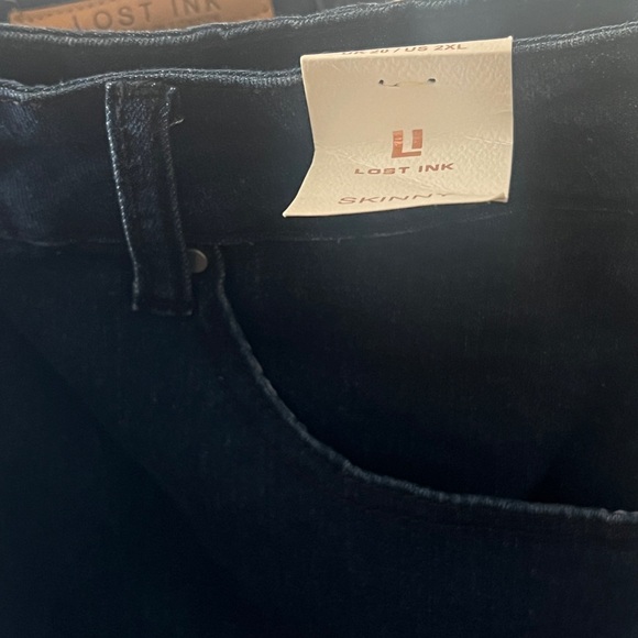Jeans and Pants Bundle Never Been Worn - Picture 6 of 9